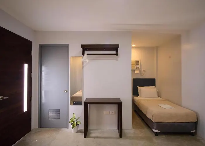 Santa Fe Club Hotel